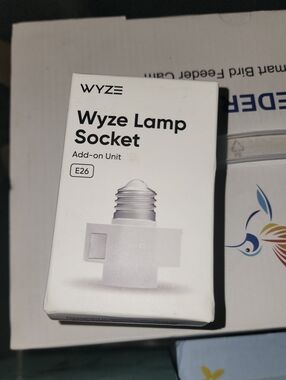 Wyze White Lamp Socket Add-On Unit